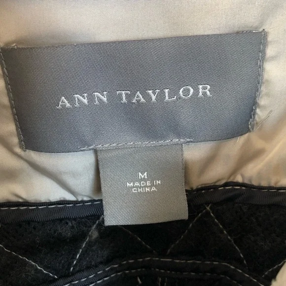 Ann Taylor Pearl White with Black Trim Quilted Zipper Jacket - Picture 4 of 6